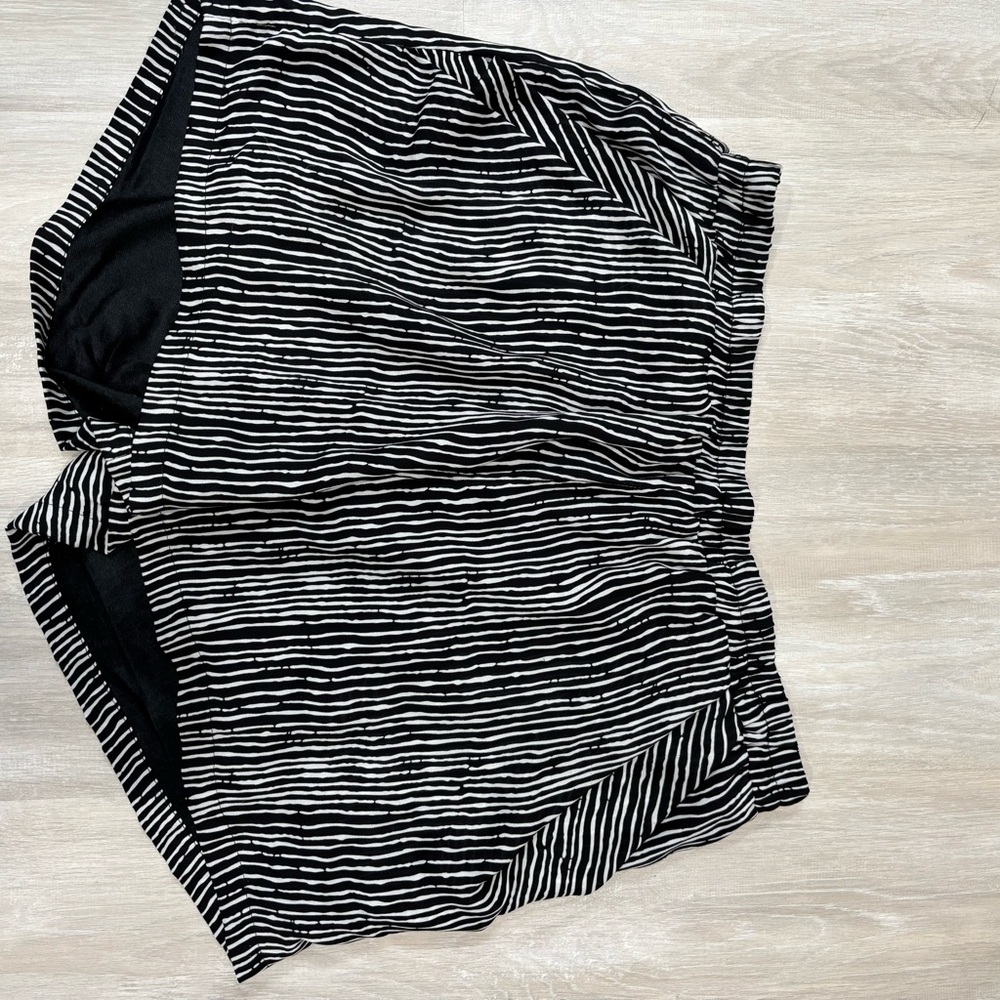bishop + young Zebra Print Black and White Shorts